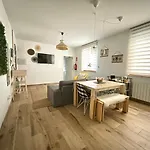 Trauko Flat Parking 15 Euros X Day Ebi01313 Apartment Bilbao