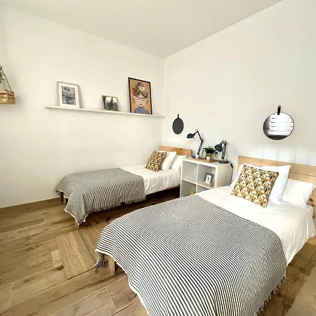 Trauko Flat Parking 15 Euros X Day Ebi01313 Apartament *