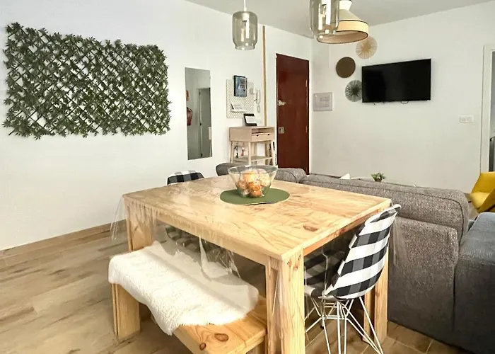 Апартаменты Trauko Flat Parking 15 Euros X Day Ebi01313 *